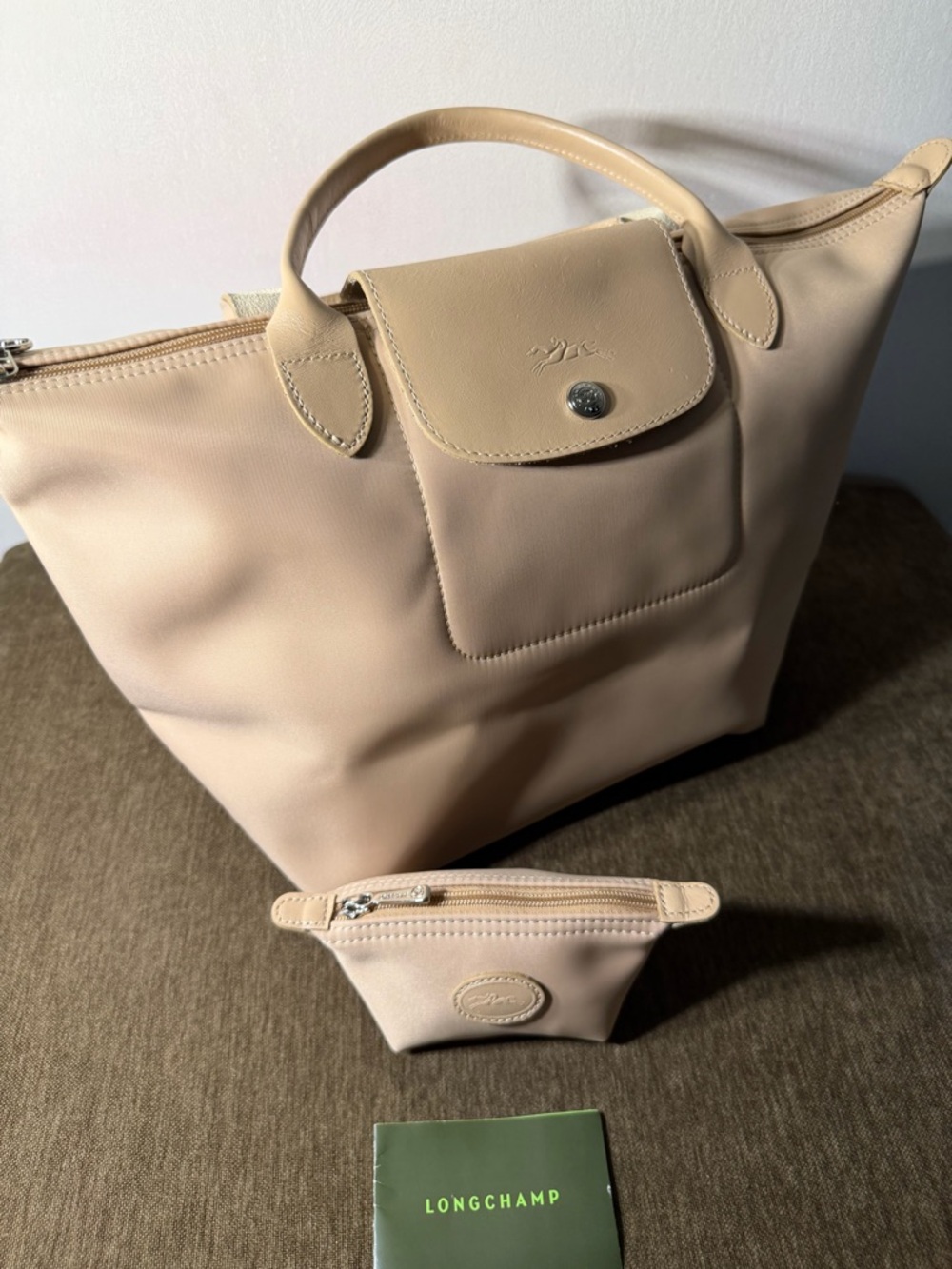 Longchamp Beige Leather Le Pliage Cuir Tote with Pouch - Picture 2 of 11